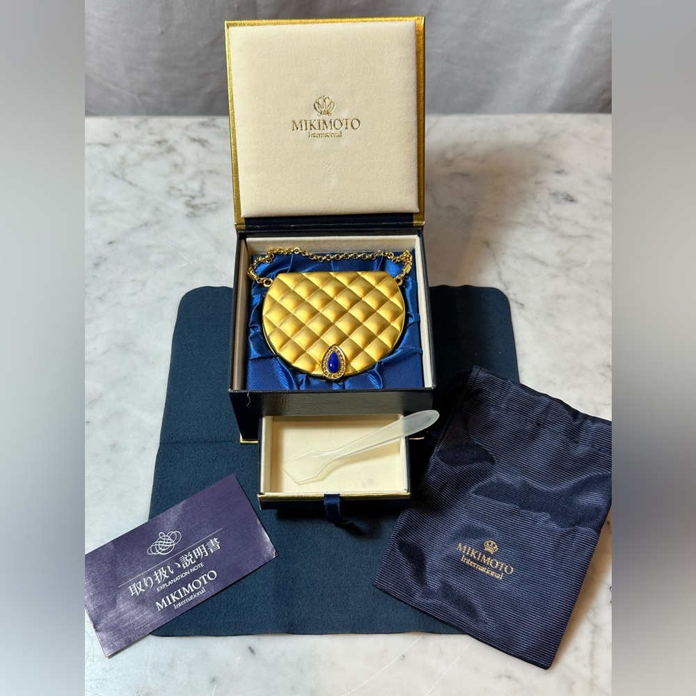 MIKIMOTO International Gold Cosmetic Case with Mirror